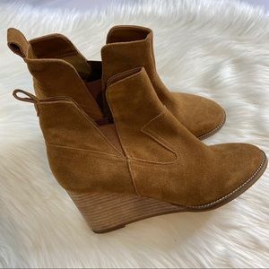 NEW Irving Waterproof Wedge Bootie BLONDO